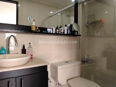 Apartamento de 2 alcobas en venta en El Poblado, Medellín, 120 m² · foto 18 de 18