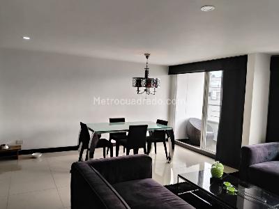 Apartamento de 2 alcobas en venta en El Poblado, Medellín, 120 m² · foto 2 de 18