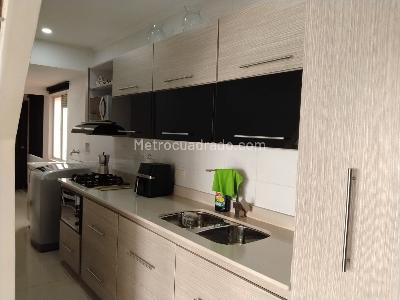 Apartamento de 2 alcobas en venta en El Poblado, Medellín, 120 m² · foto 6 de 18