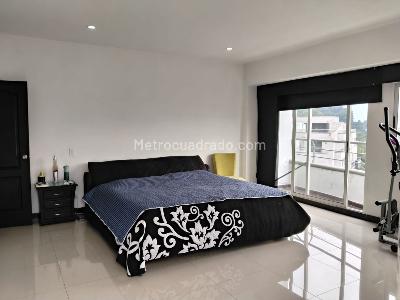 Apartamento de 2 alcobas en venta en El Poblado, Medellín, 120 m² · foto 7 de 18