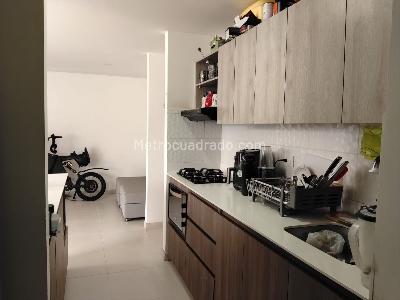 Apartamento en venta en El Poblado, Medellín · foto 8 de 19