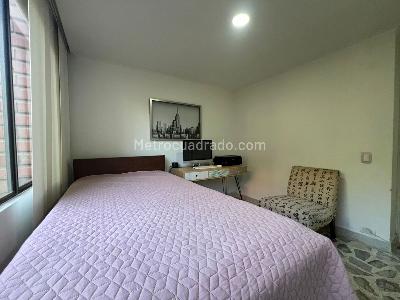 Apartamento de 4 alcobas en venta en El Poblado, Medellín, 90 m² · foto 11 de 15