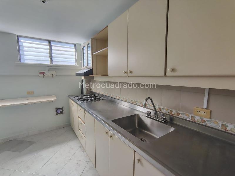 Apartamento de 3 Alcobas en El Poblado con Excelentes Amenidades - 5