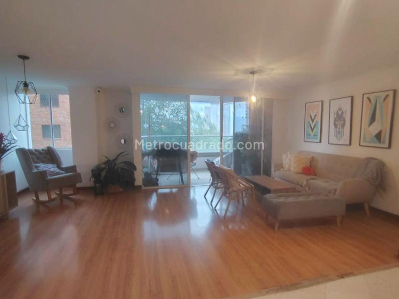 3BR Apartment in EL POBLADO (154 m²)