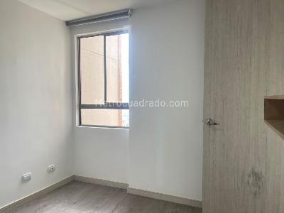 Apartamento de 3 alcobas en venta en Sabaneta, Sabaneta, 67 m² · foto 10 de 19