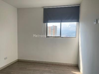 Apartamento de 3 alcobas en venta en Sabaneta, Sabaneta, 67 m² · foto 12 de 19