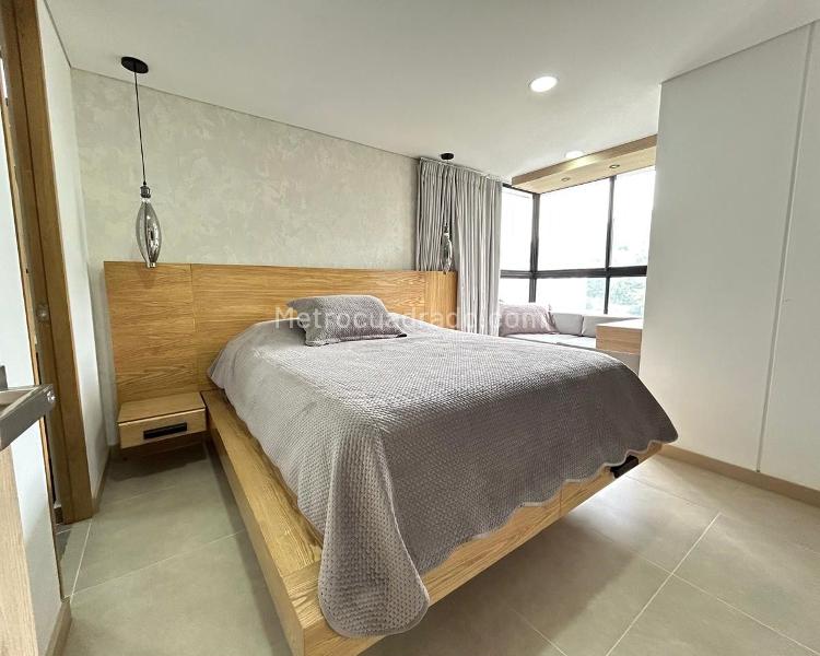 Furnished 2BR Apartment with Balcony in El Poblado - 7