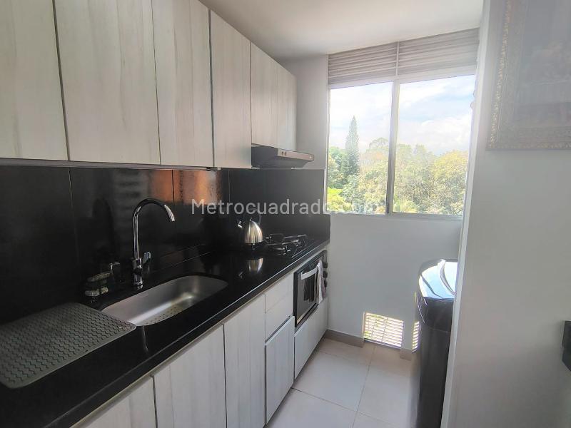 Apartamento Amoblado de 2 Alcobas en Arriendo en El Poblado - 6