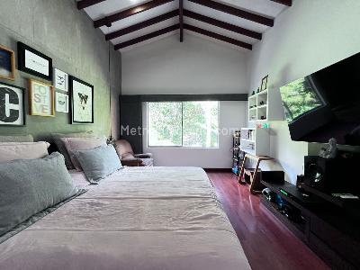 Casa de 3 alcobas en venta en Envigado, Envigado, 212 m² · foto 12 de 18