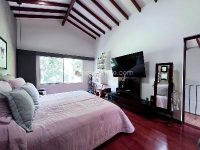 Casa de 3 alcobas en venta en Envigado, Envigado, 212 m² · foto 13 de 18