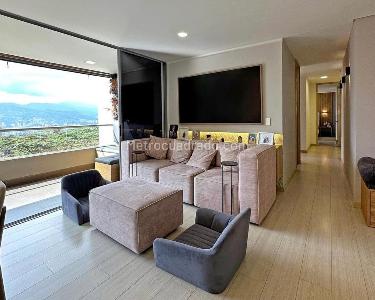 Apartamento de 3 alcobas en venta en Envigado, Envigado, 128 m² · foto 2 de 12