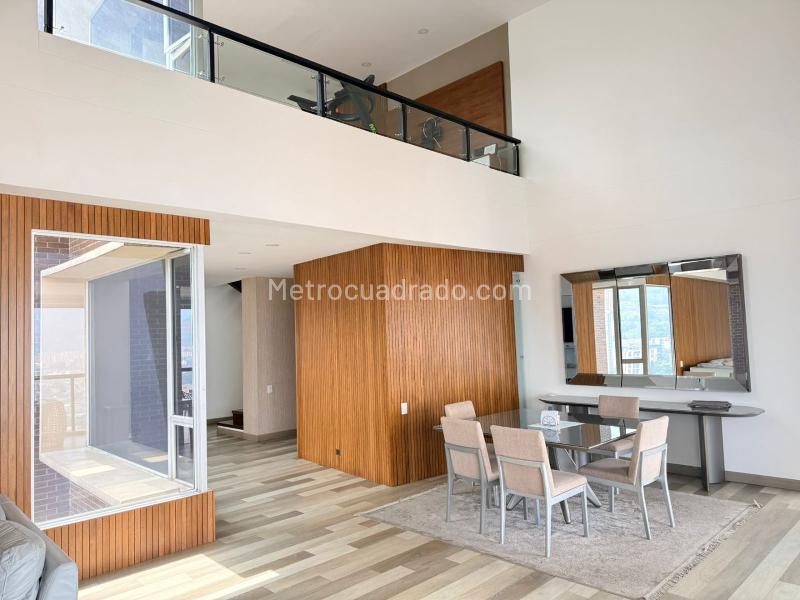 Furnished 4BR Penthouse Apartment in El Poblado - 2