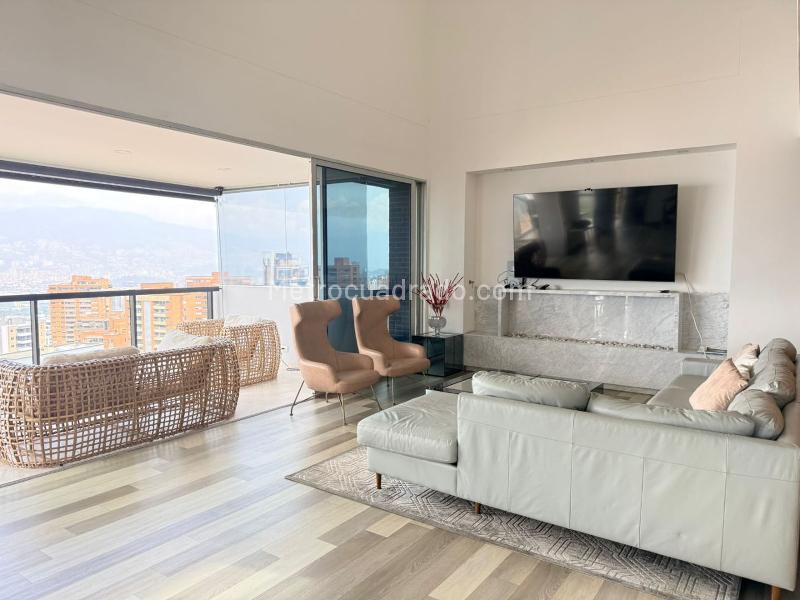 Furnished 4BR Penthouse Apartment in El Poblado - 5