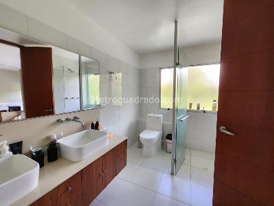 Casa de 4 alcobas en venta en Rionegro, Rionegro, 363 m² · foto 8 de 12