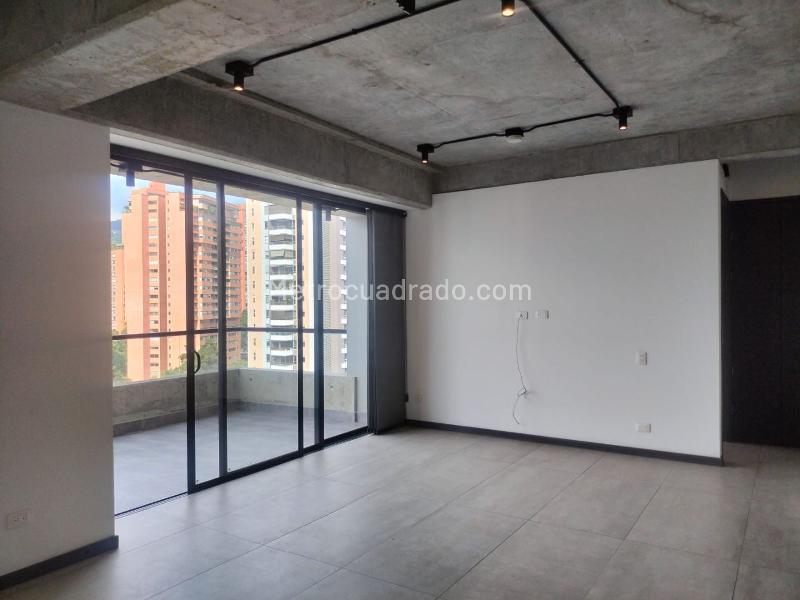Modern 2BR Apartment with Amenities in El Poblado - 2