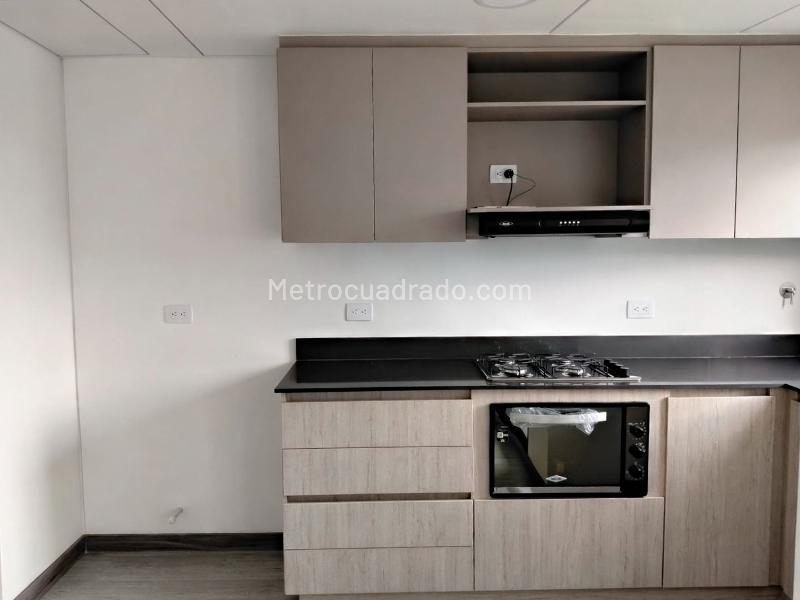 Apartamento Moderno de 3 Alcobas con Amenidades en El Poblado - 7