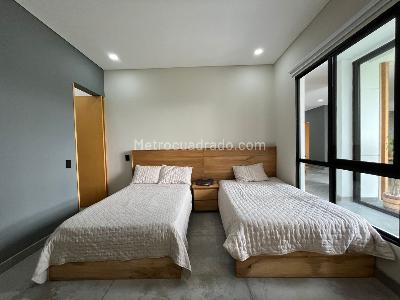 Casa de 3 alcobas en venta en Envigado, Envigado, 807 m² · foto 12 de 19