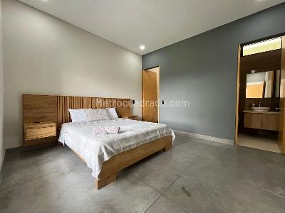 Casa de 3 alcobas en venta en Envigado, Envigado, 807 m² · foto 14 de 19