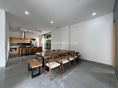Casa de 3 alcobas en venta en Envigado, Envigado, 807 m² · foto 5 de 19