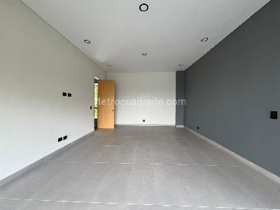 Casa de 3 alcobas en venta en Envigado, Envigado, 807 m² · foto 9 de 19