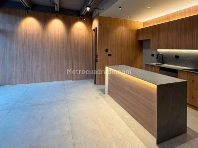 Apartamento de 1 alcoba en arriendo en El Poblado, Medellín, 66 m² · foto 3 de 10