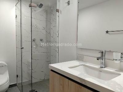 Apartamento de 3 alcobas en venta en El Poblado, Medellín, 138 m² · foto 15 de 17