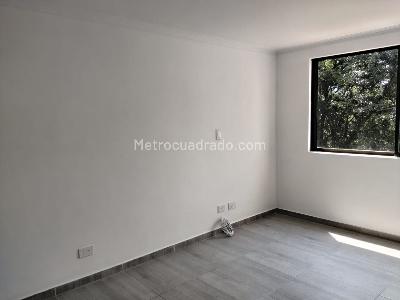 Apartamento de 3 alcobas en venta en El Poblado, Medellín, 138 m² · foto 9 de 17