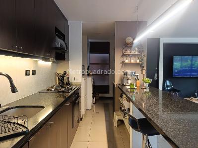 Apartamento de 2 alcobas en venta en El Poblado, Medellín, 104 m² · foto 6 de 17