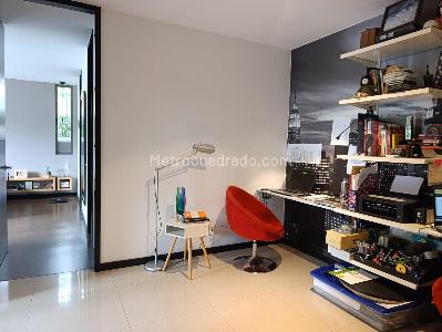 Apartamento de 2 alcobas en venta en El Poblado, Medellín, 104 m² · foto 7 de 17