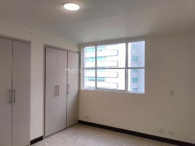 Apartamento de 3 alcobas en venta en El Poblado, Medellín, 170 m² · foto 13 de 17