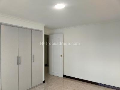 Apartamento de 3 alcobas en venta en El Poblado, Medellín, 170 m² · foto 15 de 17