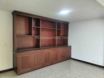 Apartamento de 3 alcobas en venta en El Poblado, Medellín, 170 m² · foto 7 de 17