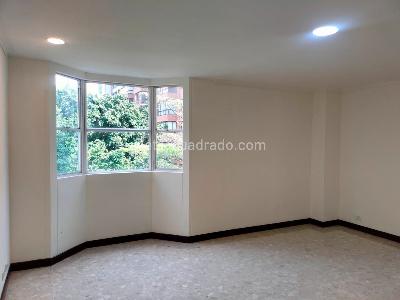 Apartamento de 3 alcobas en venta en El Poblado, Medellín, 170 m² · foto 8 de 17