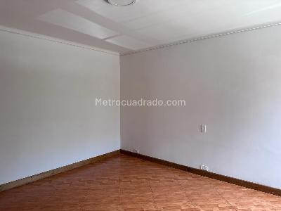 Apartamento de 3 alcobas en venta en El Tesoro, Medellín, 230 m² · foto 13 de 18