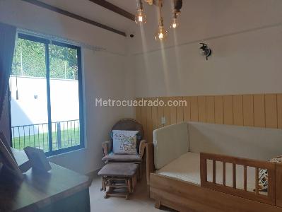 Casa de 4 alcobas en arriendo en El Poblado, Medellín, 293 m² · foto 12 de 20