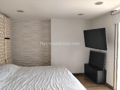 Apartamento de 3 alcobas en arriendo en Altos Del Poblado, Medellín, 100 m² · foto 10 de 19