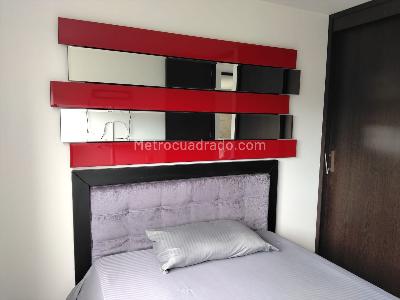 Apartamento de 3 alcobas en arriendo en Altos Del Poblado, Medellín, 100 m² · foto 13 de 19