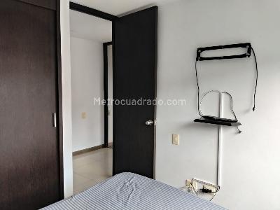 Apartamento de 3 alcobas en arriendo en Altos Del Poblado, Medellín, 100 m² · foto 15 de 19