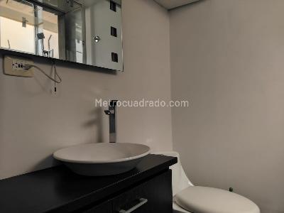 Apartamento de 3 alcobas en arriendo en Altos Del Poblado, Medellín, 100 m² · foto 19 de 19