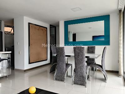 Apartamento de 3 alcobas en arriendo en Altos Del Poblado, Medellín, 100 m² · foto 3 de 19