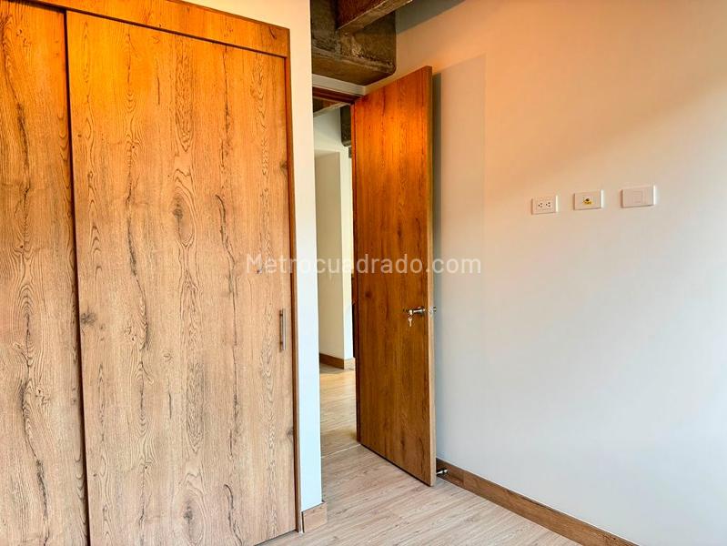 Apartamento con 2 Alcobas y Zonas Verdes en El Poblado - 9