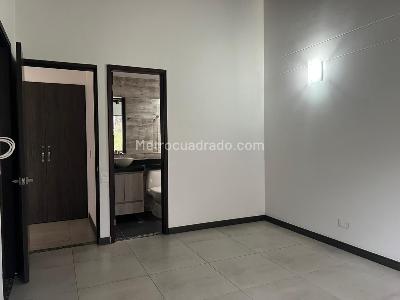 Casa de 3 alcobas en venta en Envigado, Envigado, 274 m² · foto 11 de 19
