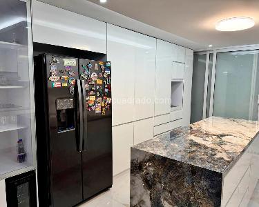 Casa de 4 alcobas en venta en El Poblado, Medellín, 334 m² · foto 6 de 17
