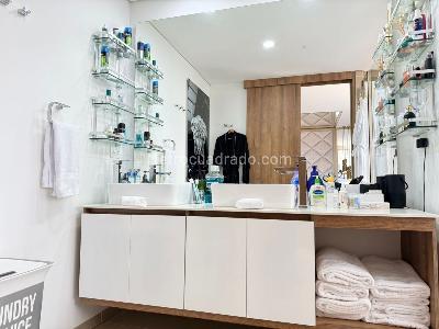 Apartamento en venta en El Poblado, Medellín · foto 15 de 18