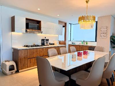 Apartamento en venta en El Poblado, Medellín · foto 7 de 18