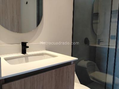 Apartamento de 1 alcoba en venta en El Poblado, Medellín, 82 m² · foto 14 de 16
