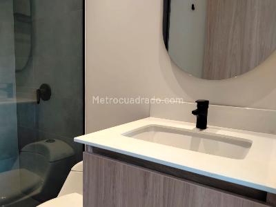 Apartamento de 1 alcoba en venta en El Poblado, Medellín, 82 m² · foto 15 de 16