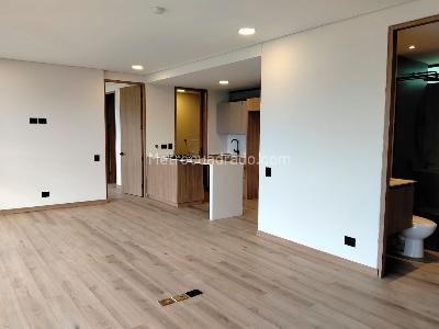 Apartamento de 1 alcoba en venta en El Poblado, Medellín, 82 m² · foto 5 de 16