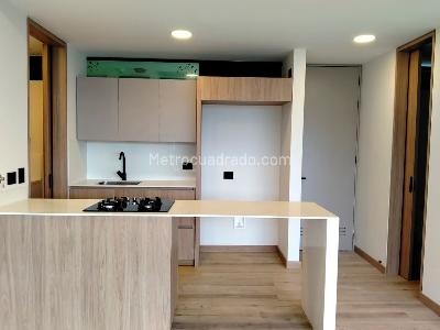 Apartamento de 1 alcoba en venta en El Poblado, Medellín, 82 m² · foto 6 de 16