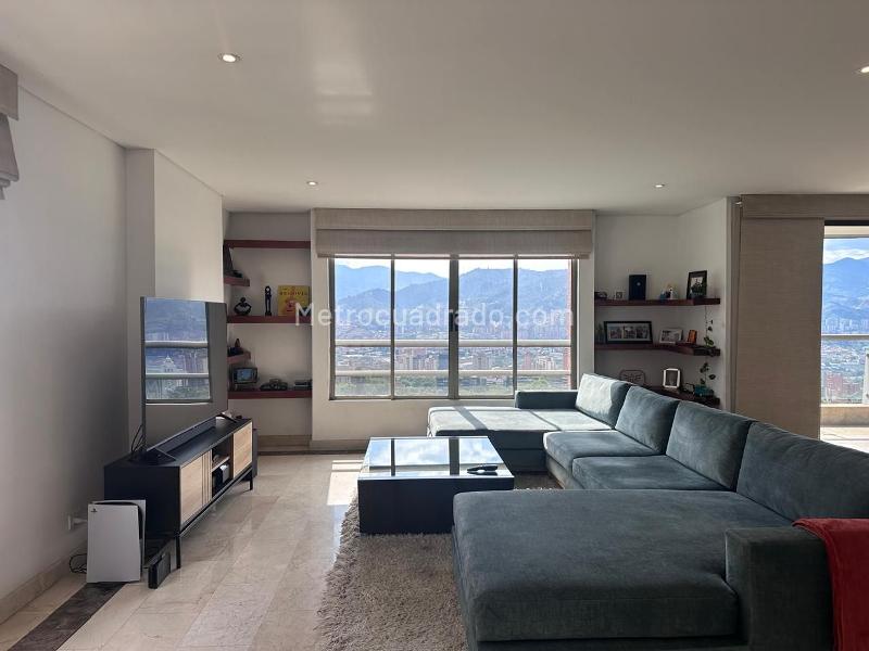 Apartamento en Arriendo, EL POBLADO, Medellín – pohled 2
